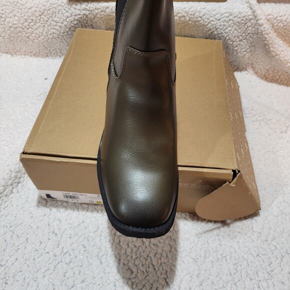 NEW ZODIAC Womens Claret Block Heel Bootie Army Green SIZE 10 M - Picture 6 of 7